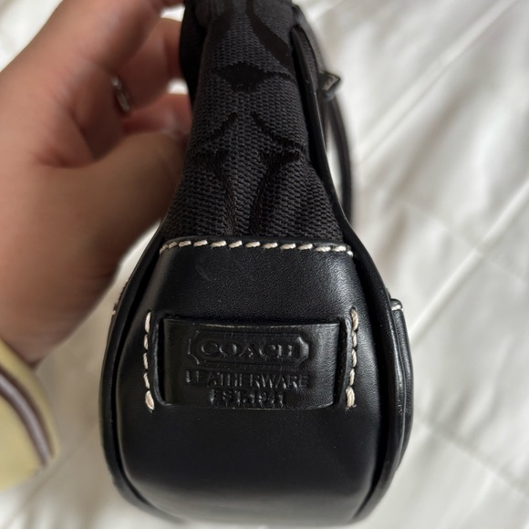 🖤Coach Demi Black Signature 🖤 - Picture 3 of 6